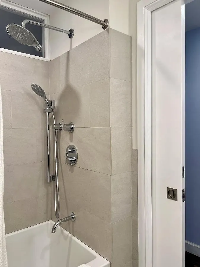 Apartment Close To All! 2-Room Suite In A 1-Family Townhouse New York USA